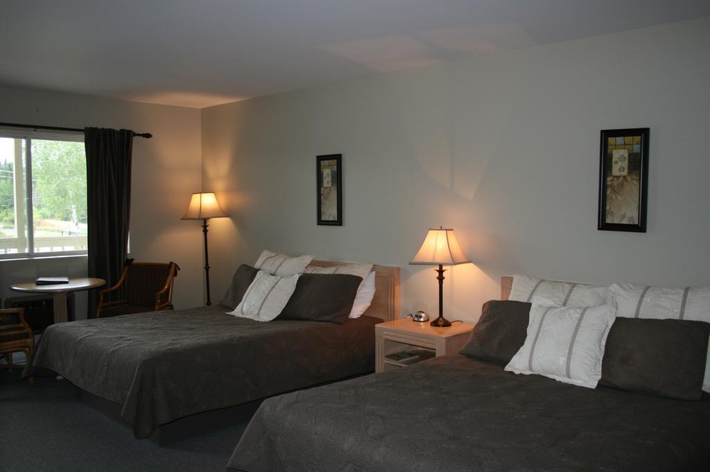 La Cuillere A Pot Saint-Donat-de-Montcalm Exterior foto